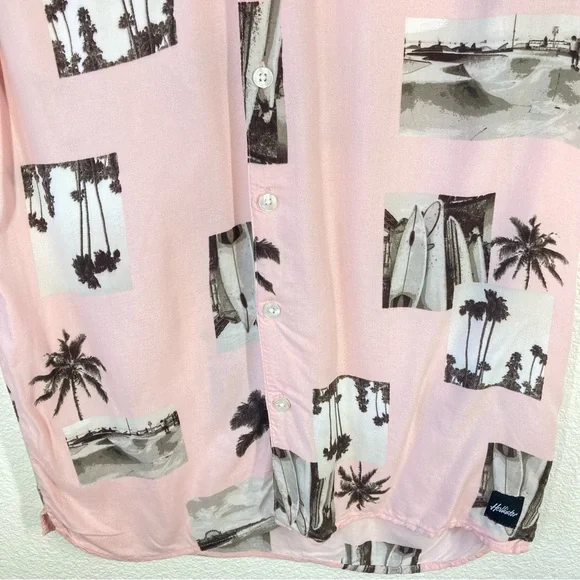 SOLD!! Hollister Mens Beach Shirt Small Pink Button Down - Picture 7 of 14